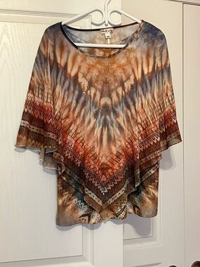 Neutral Tank top with Capelet